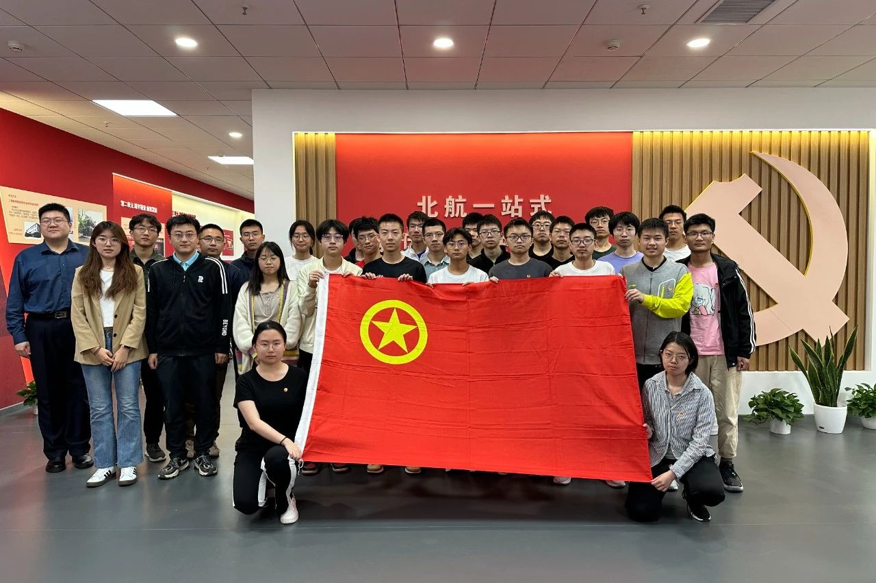 365英国上市公司